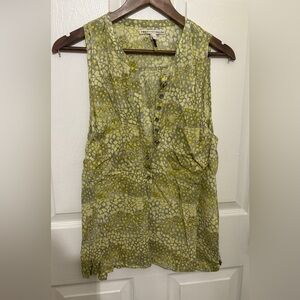 TWENTY8TWELVE Women's Green Print Sleeveless Button Up Top Size 4